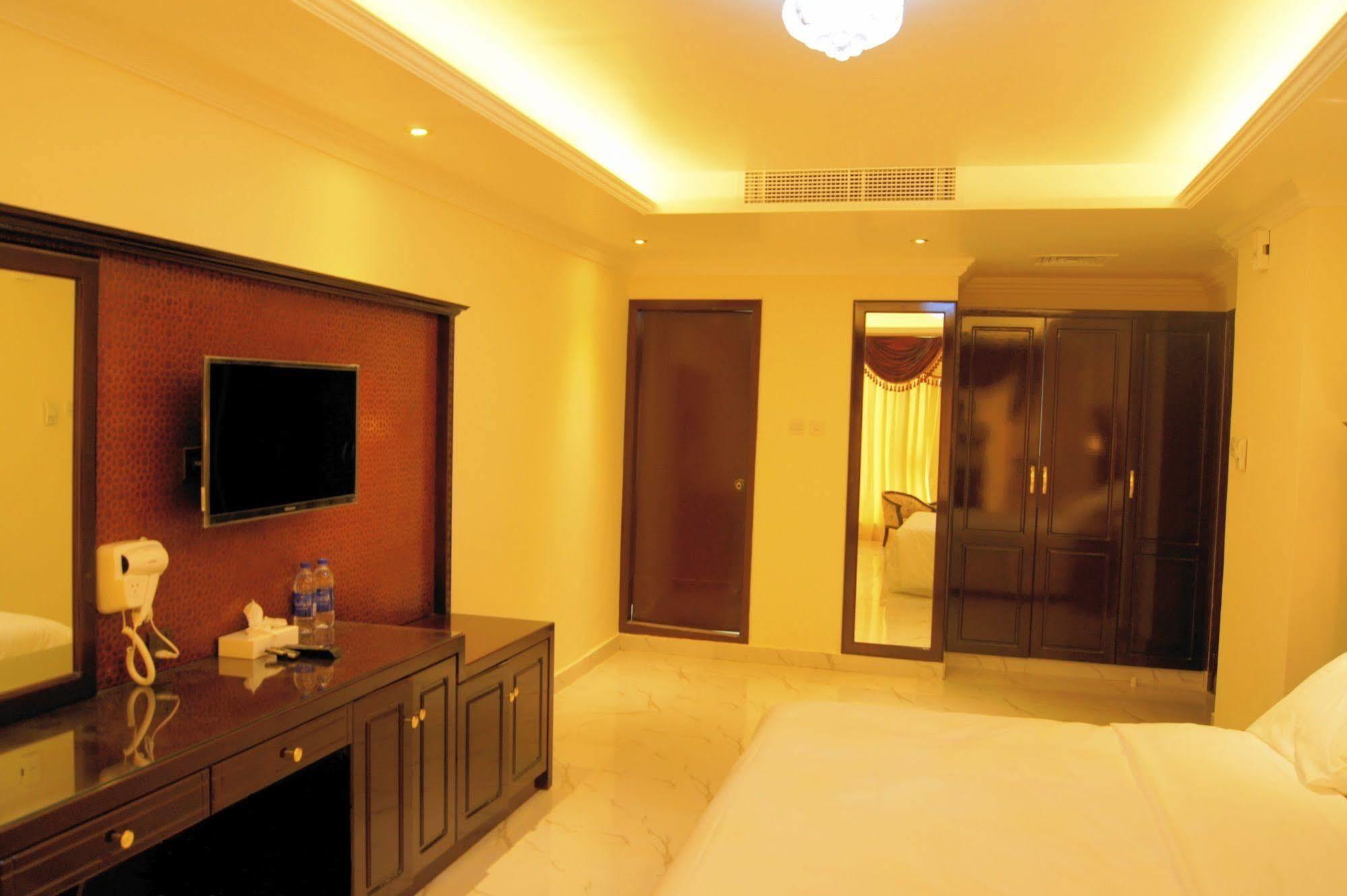 Regal Peninsula Hotel Formerly New Peninsula Hotel Ghubaiba Bus Station Bur Dubai Exterior foto
